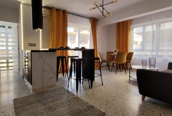 Apartament w bloku - Rynek Wtórny - Torrevieja - Playa Acequion