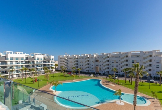 Apartamento / piso - Reventa - El Raso - DOM-2116