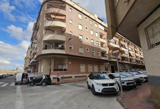 Apartment / flat - Resale - Torrevieja - City Center
