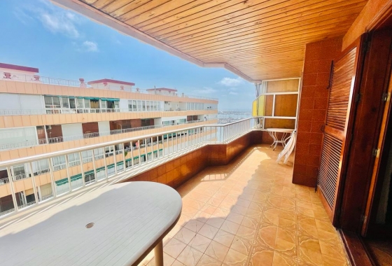 Apartment / flat - Resale - Torrevieja - Playa de La Acequion