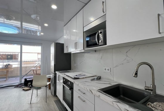 Apartment / flat - Resale - Torrevieja - Playa de La Acequion