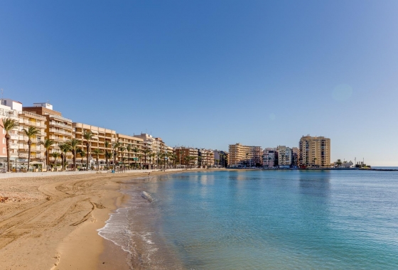 Apartment / flat - Resale - Torrevieja - Playa del Cura