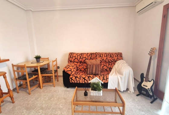 Apartment / flat - Resale - Torrevieja - Playa del Cura