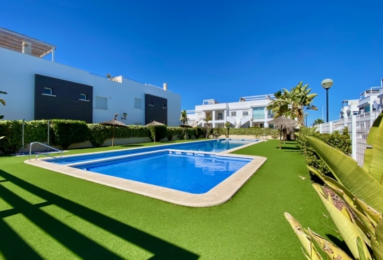 Bungalow - Resale - Torrevieja - Nueva Torrevieja - Aguas Nuevas