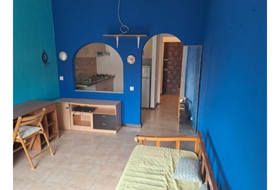 Estudio - Reventa - Torrevieja - Centro