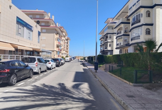 Garaż - Rynek Wtórny - Torrevieja - LA MATA