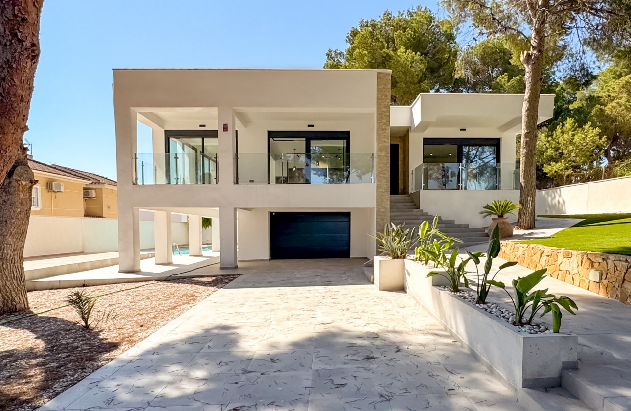 New Build - Villa - Torrevieja - Los Balcones - Los Altos del Edén