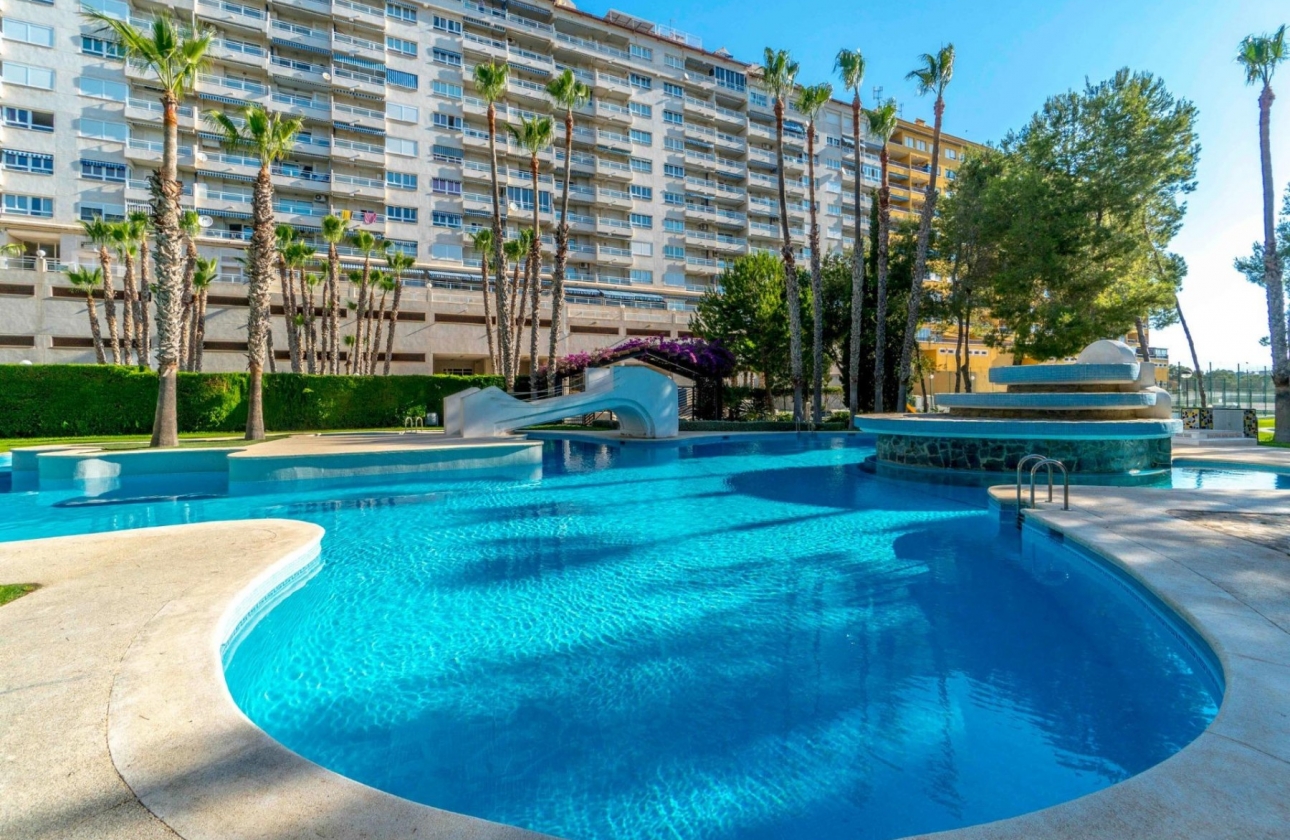 Resale - Apartment / flat - Alicante - Campoamor