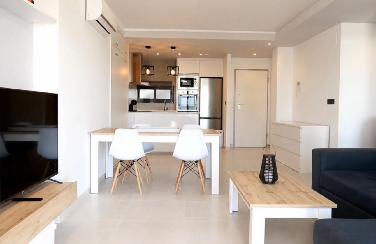 Resale - Apartment / flat - El Raso