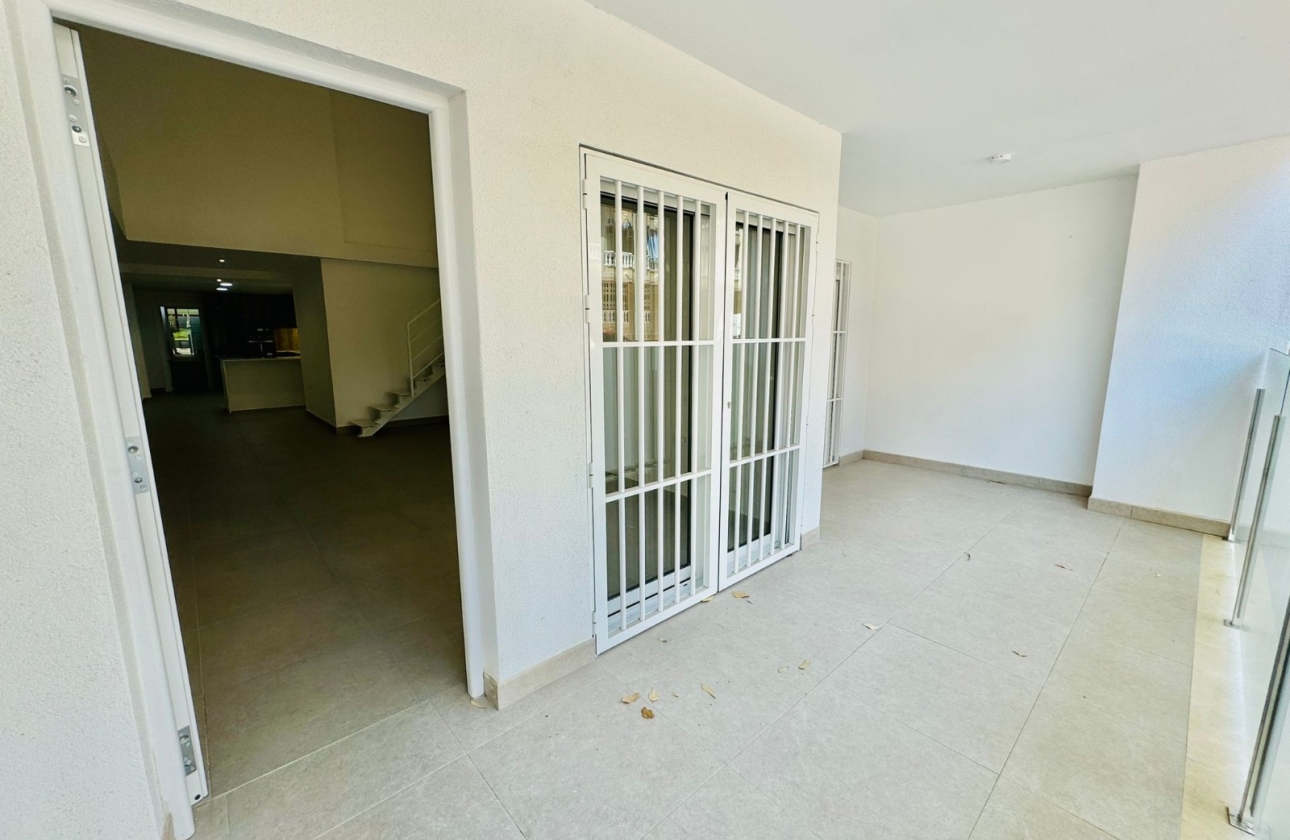 Resale - Apartment / flat - Guardamar del Segura - Guardamar pueblo