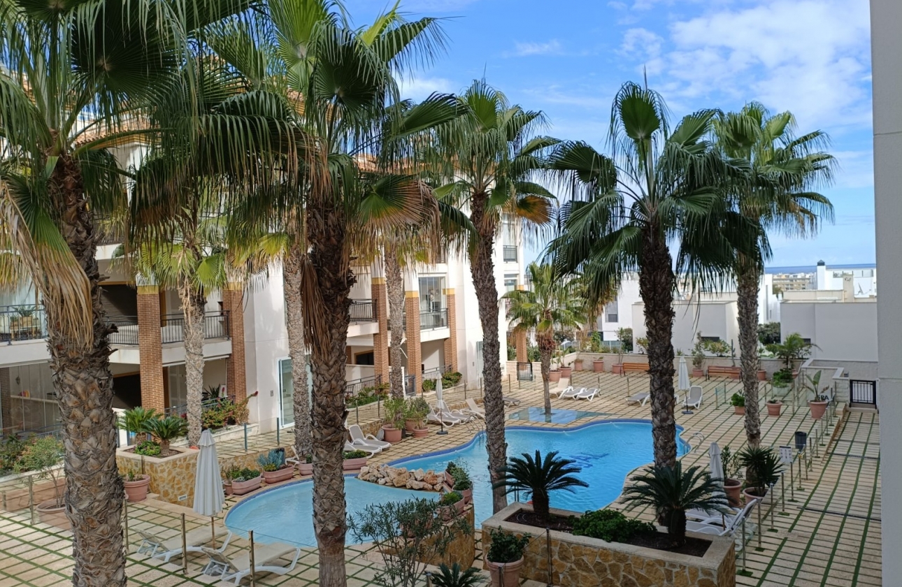 Resale - Apartment / flat - Guardamar del Segura