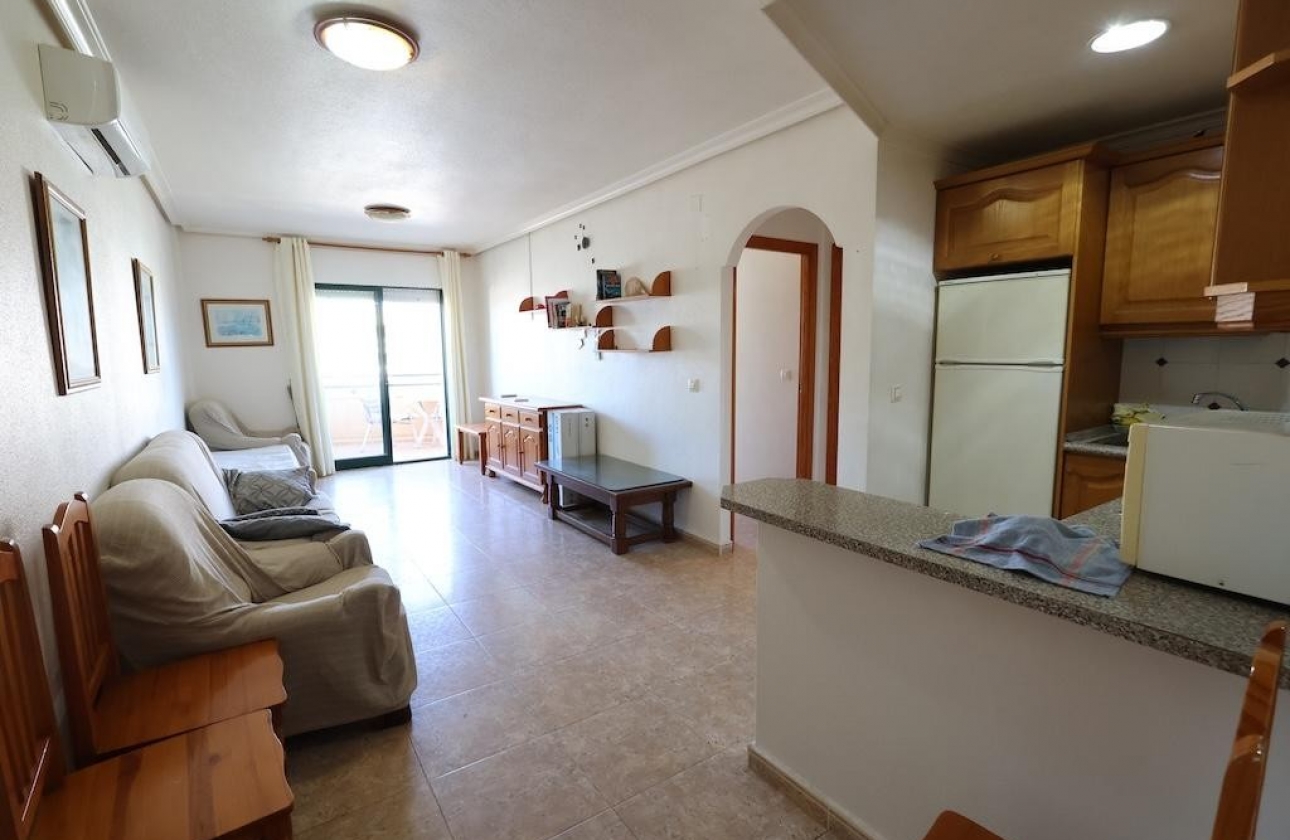 Resale - Apartment / flat - Orihuela Costa - Aguamarina