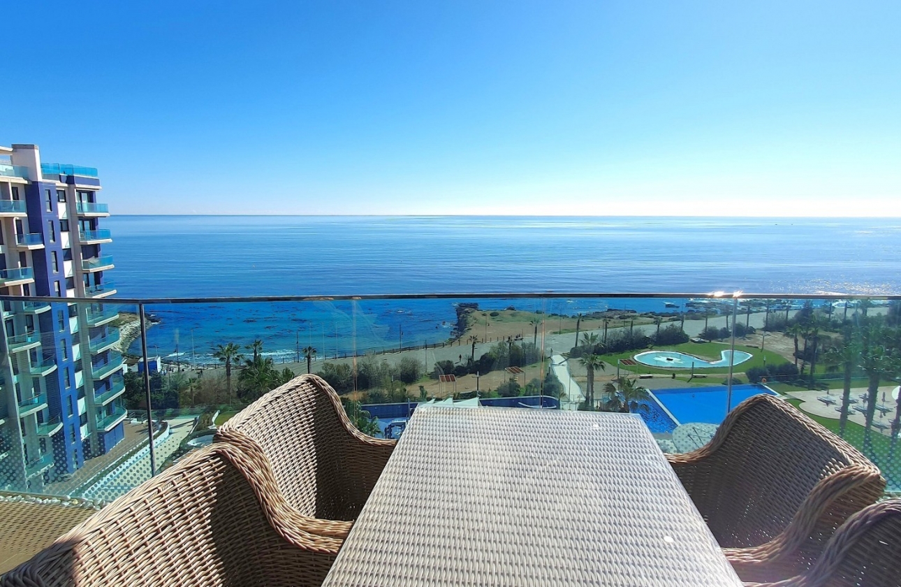 Resale - Apartment / flat - Orihuela Costa - Punta Prima