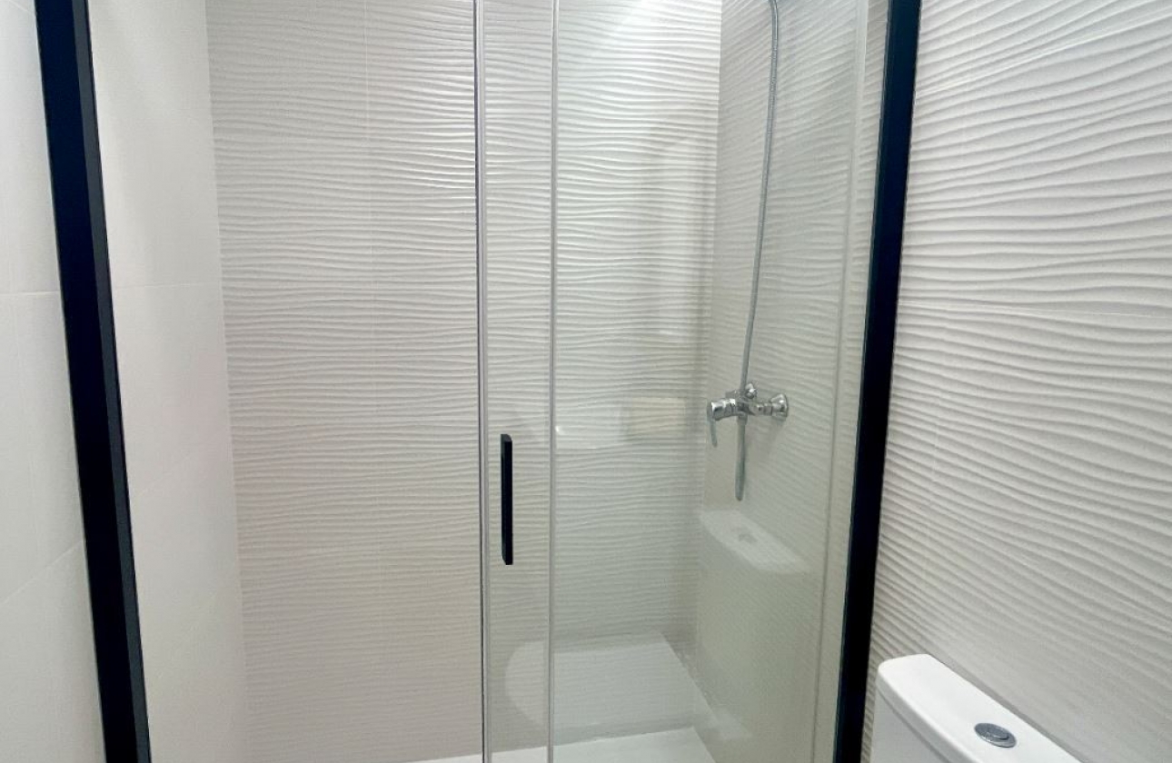 Resale - Apartment / flat - Orihuela Costa - Punta Prima