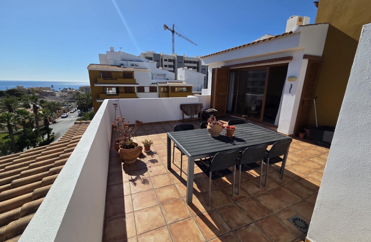 Resale - Apartment / flat - Orihuela Costa - Punta Prima