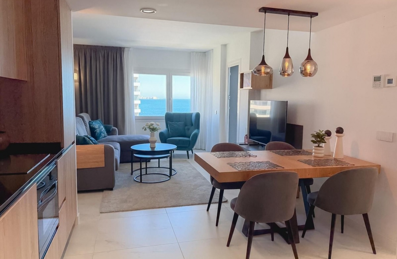 Resale - Apartment / flat - Punta Prima