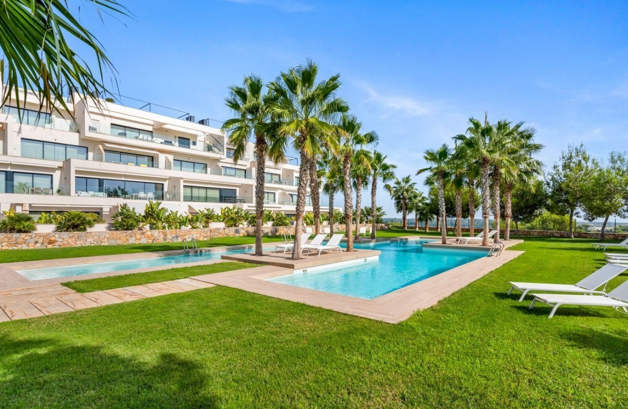 Resale - Apartment / flat - San Miguel de Salinas - Las Colinas Golf and Country Club