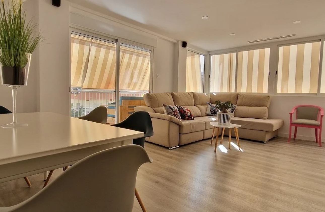 Resale - Apartment / flat - Santa Pola - Gran Playa