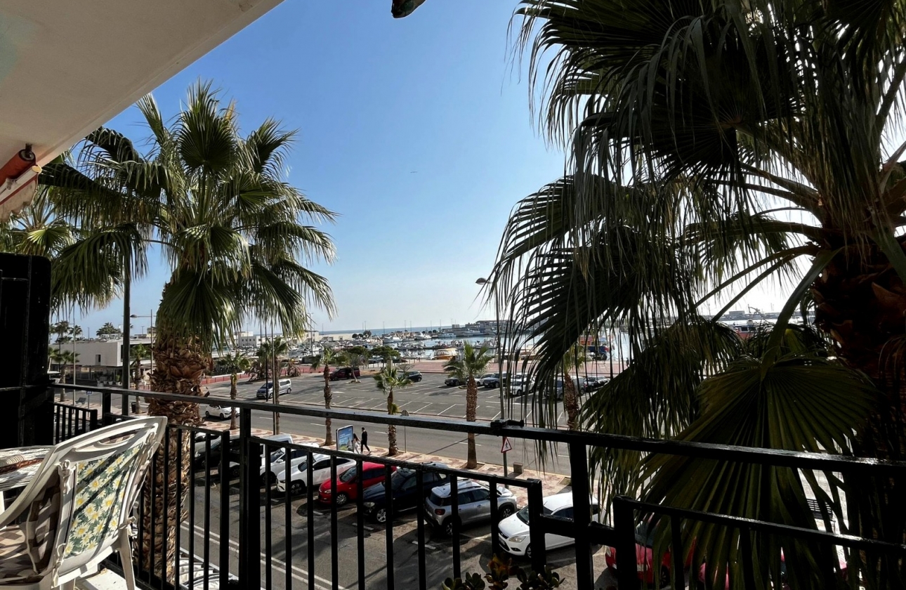 Resale - Apartment / flat - Santa Pola - Puerto