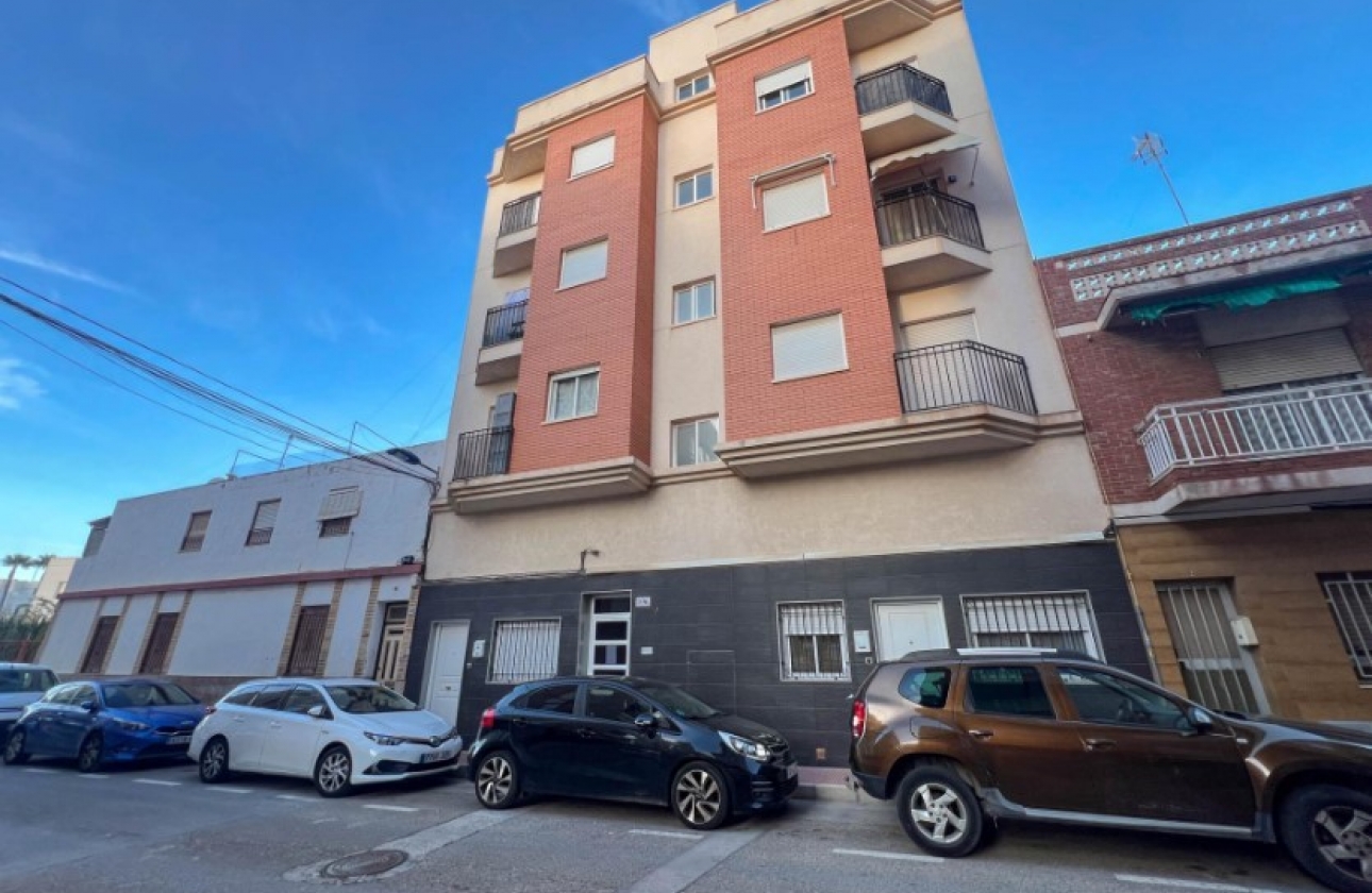 Resale - Apartment / flat - Santa Pola - Puerto