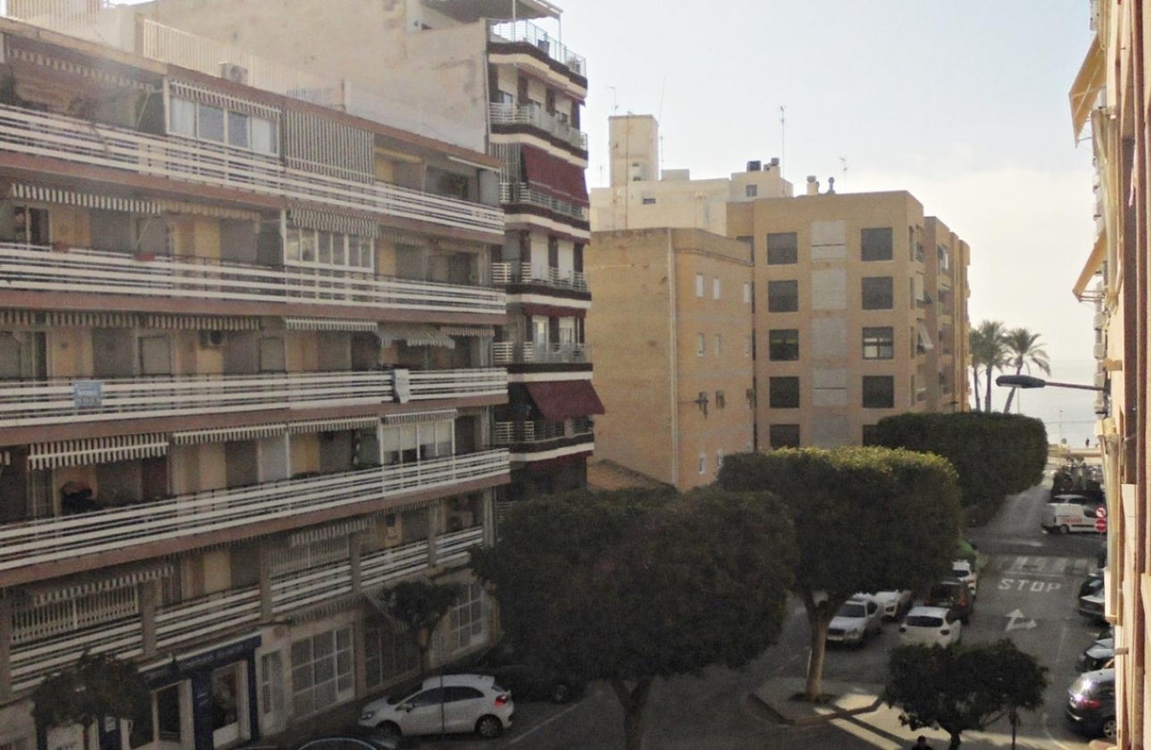 Resale - Apartment / flat - Santa Pola