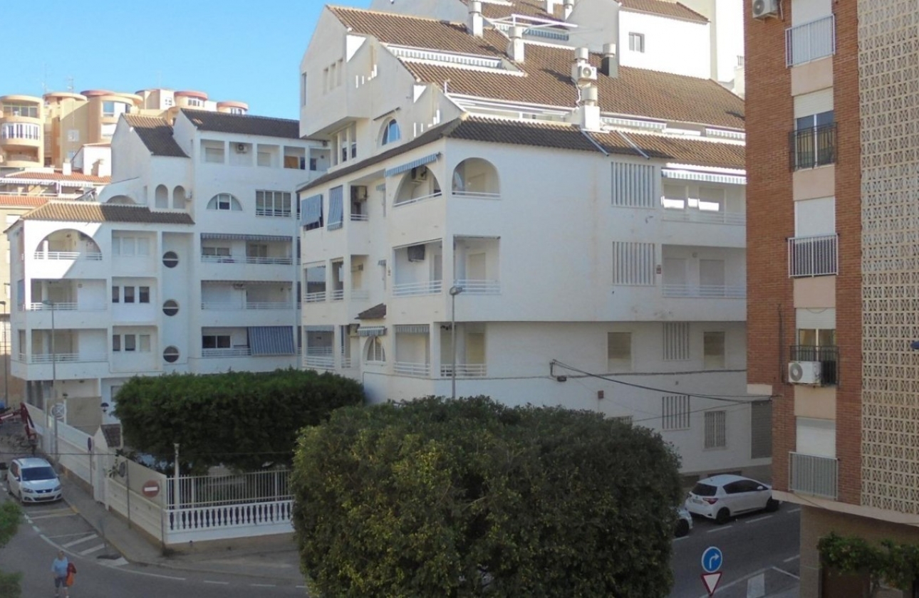 Resale - Apartment / flat - Santa Pola