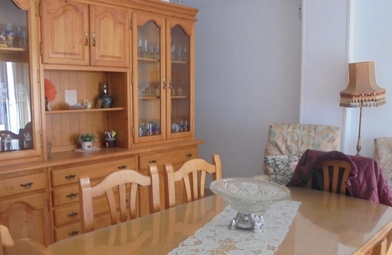 Resale - Apartment / flat - Santa Pola