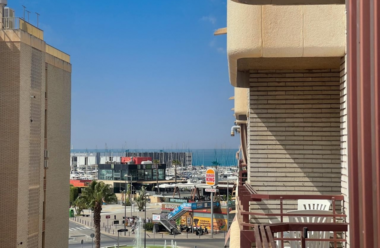 Resale - Apartment / flat - Santa Pola