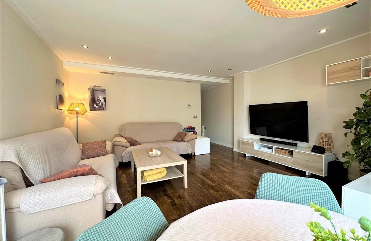 Resale - Apartment / flat - Santa Pola