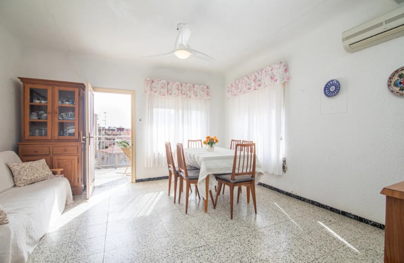 Resale - Apartment / flat - Santa Pola