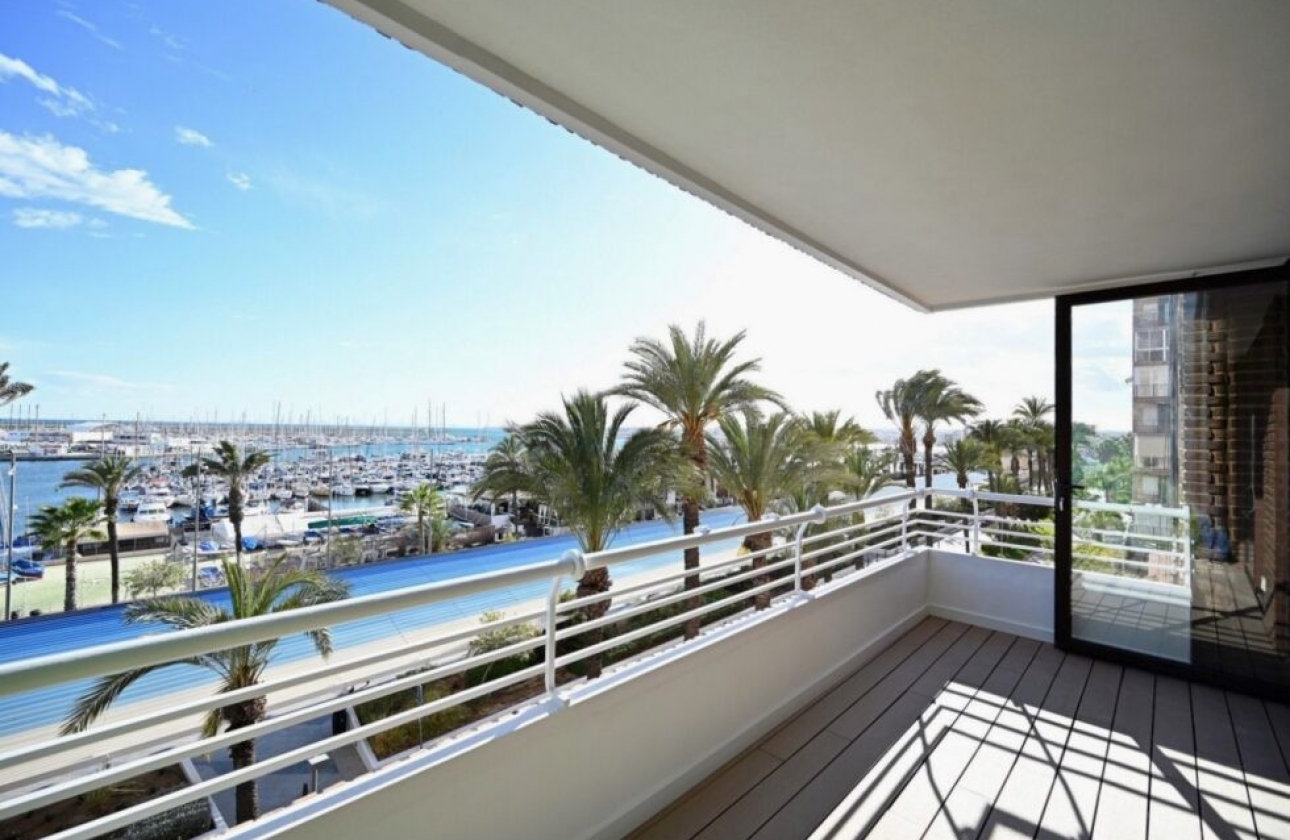 Resale - Apartment / flat - Torrevieja - Centro