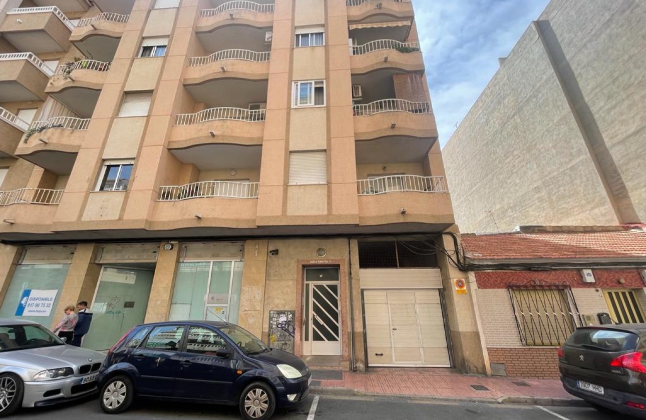 Resale - Apartment / flat - Torrevieja - Centro