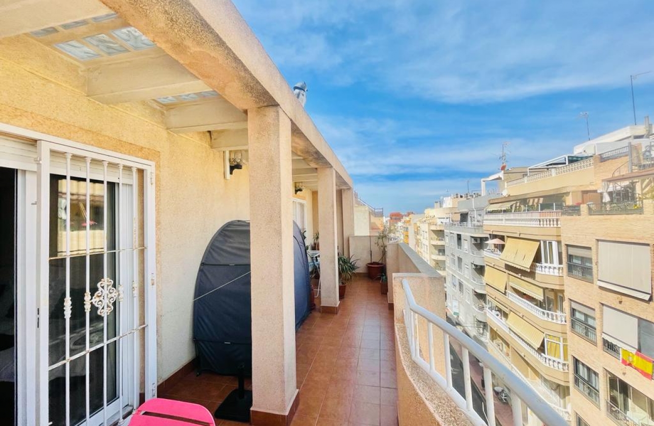 Resale - Apartment / flat - Torrevieja - Centro