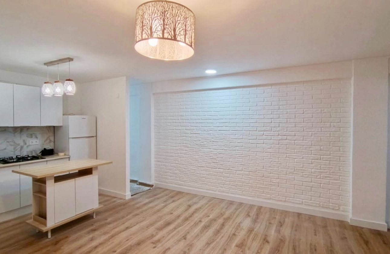 Resale - Apartment / flat - Torrevieja - City Center