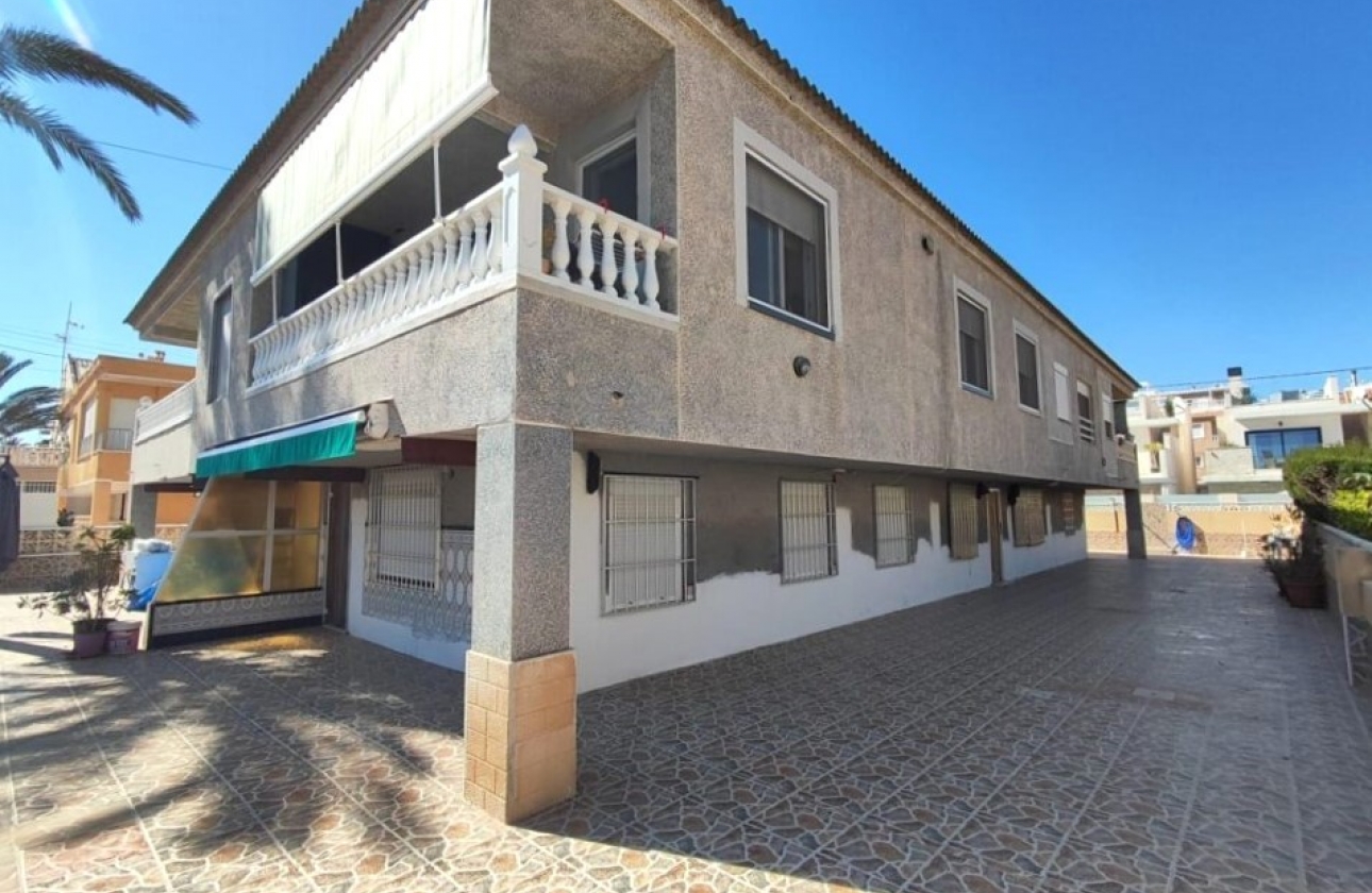 Resale - Apartment / flat - Torrevieja - LA MATA