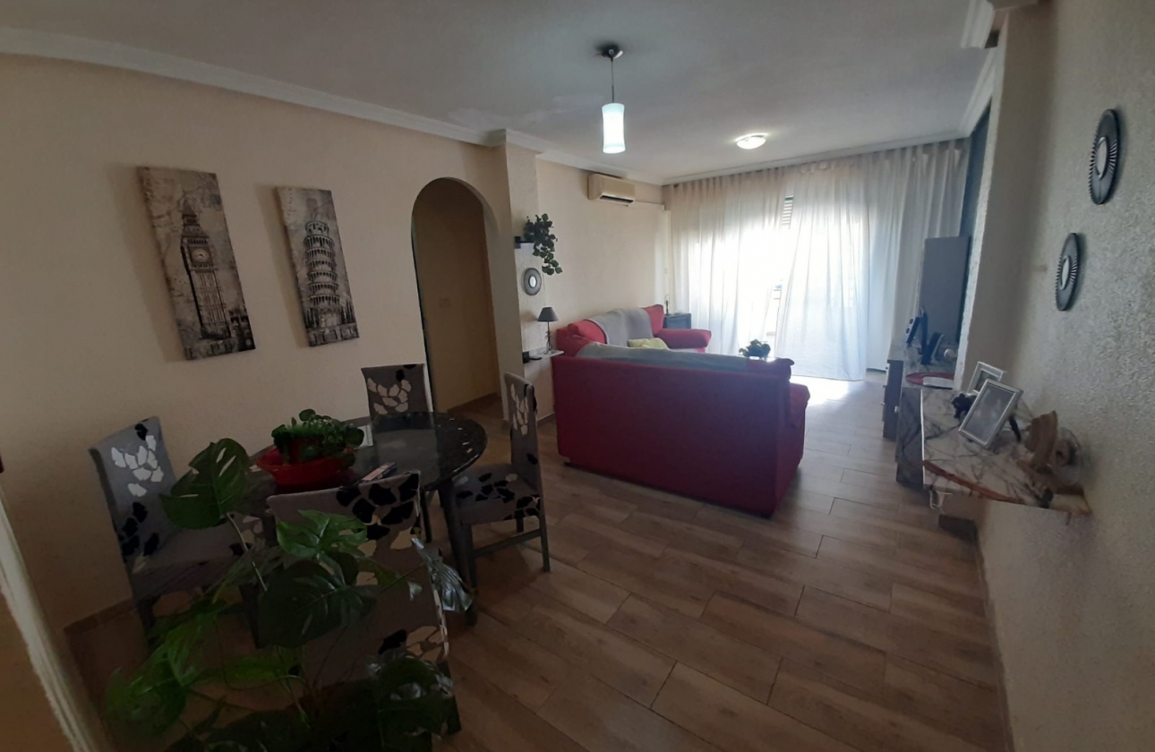 Resale - Apartment / flat - Torrevieja - LA MATA