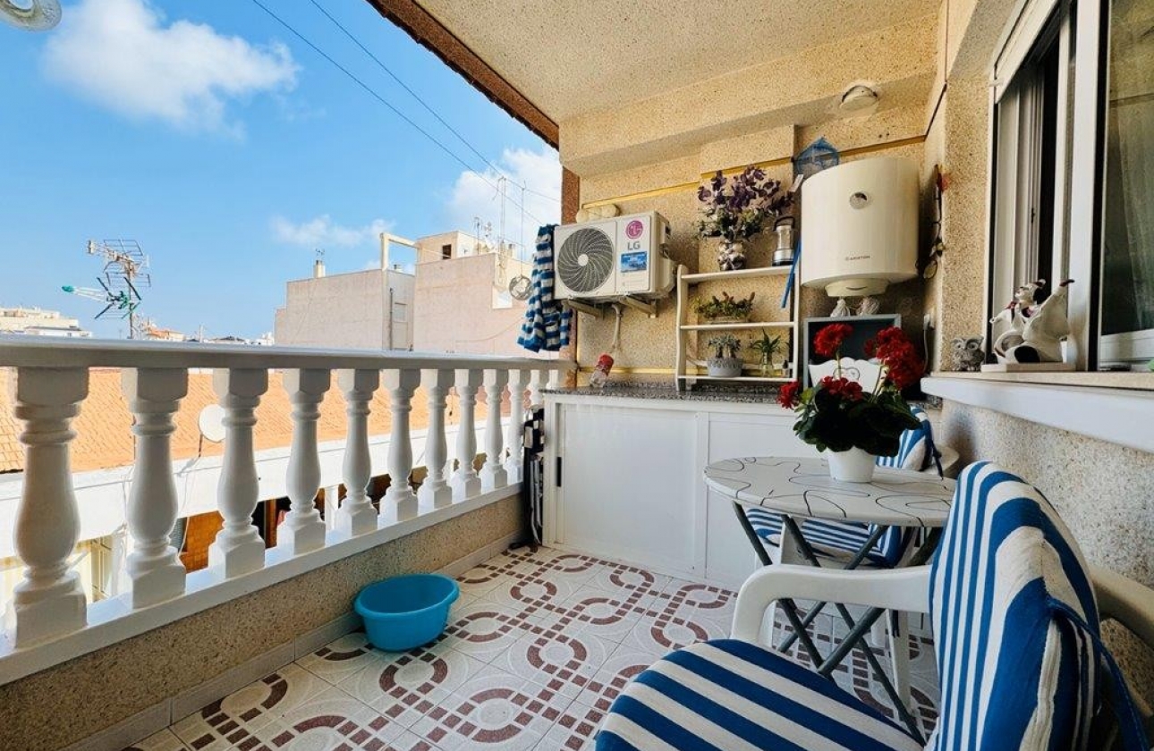 Resale - Apartment / flat - Torrevieja - LA MATA