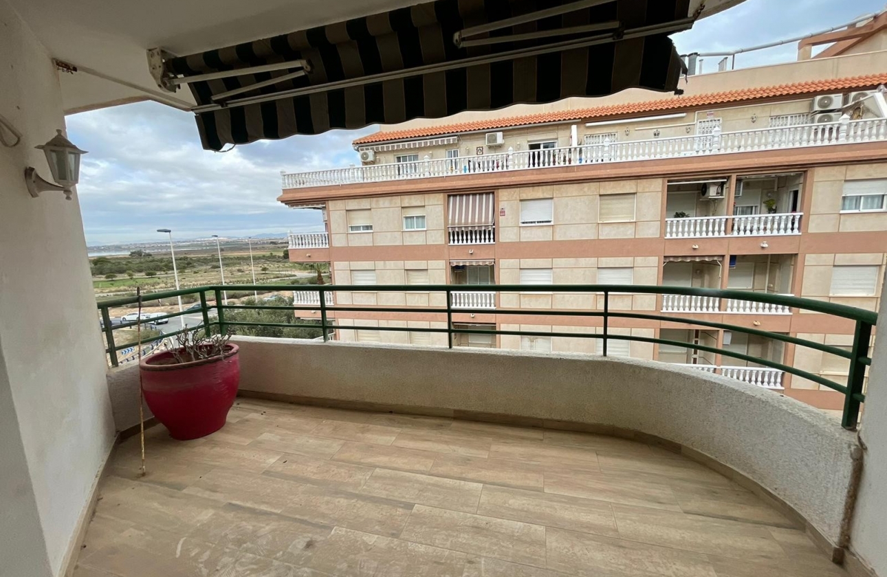 Resale - Apartment / flat - Torrevieja - LA MATA