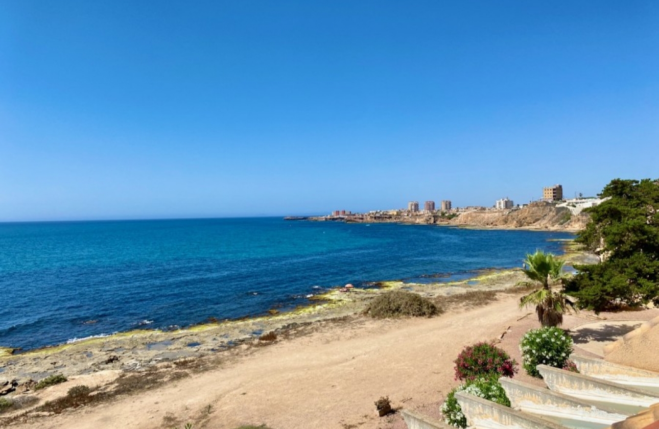Resale - Apartment / flat - Torrevieja - LA MATA