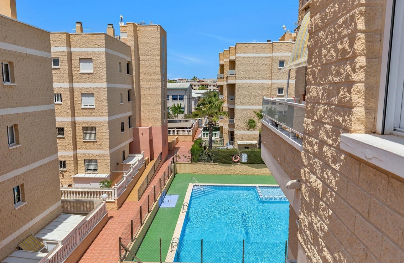 Resale - Apartment / flat - Torrevieja - Nueva Torrevieja - Aguas Nuevas