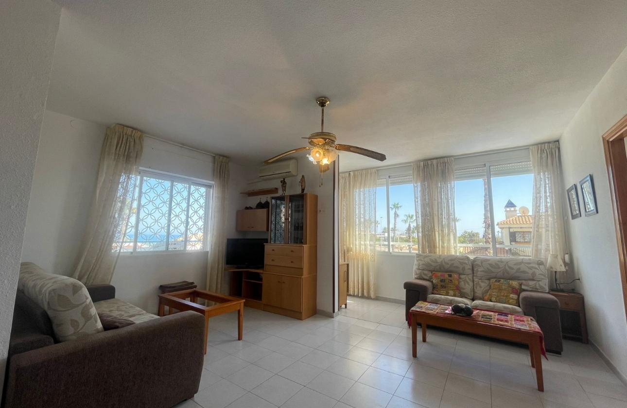 Resale - Apartment / flat - Torrevieja - Nueva Torrevieja - Aguas Nuevas
