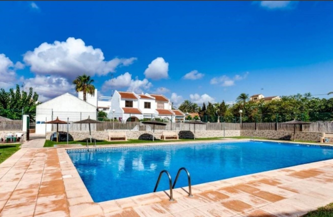 Resale - Apartment / flat - Torrevieja - Playa de los Locos