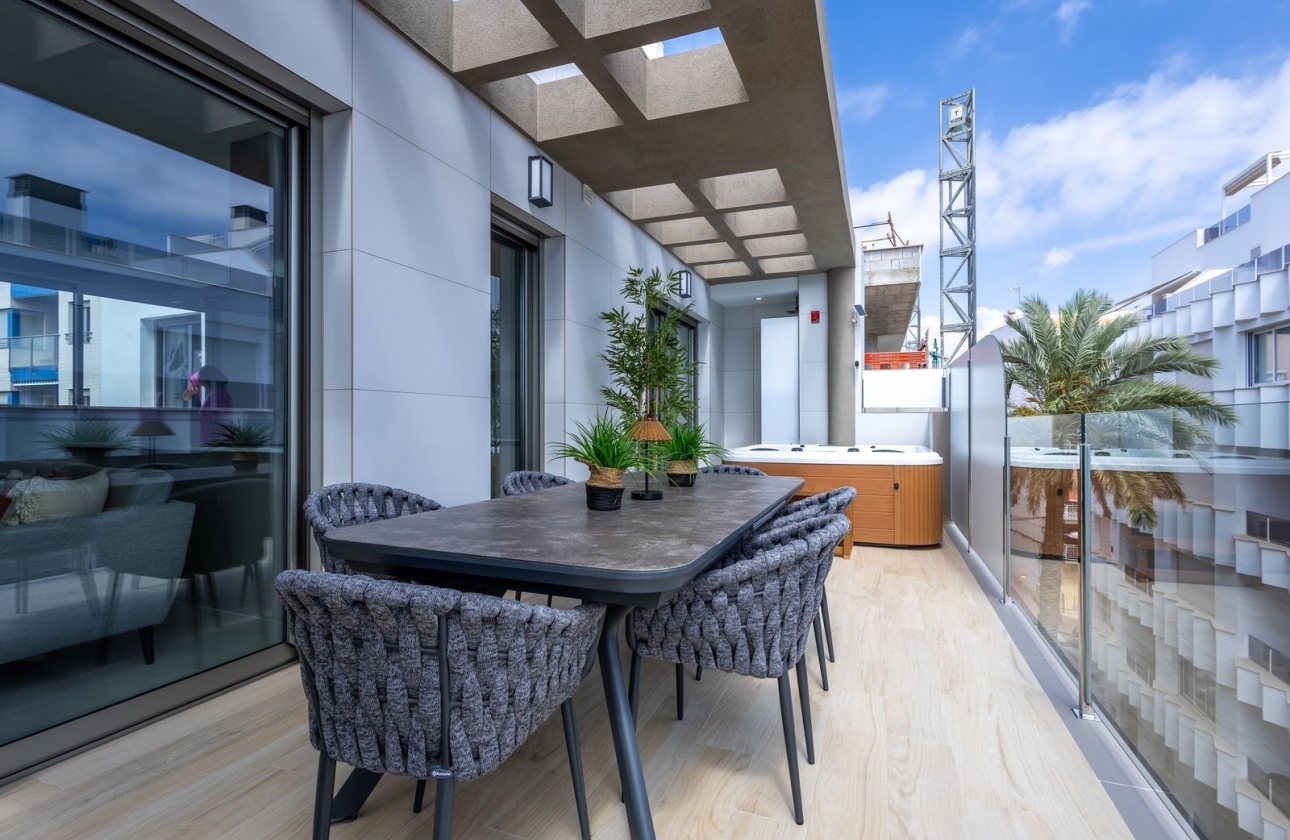 Resale - Apartment / flat - Torrevieja - Playa de los Locos
