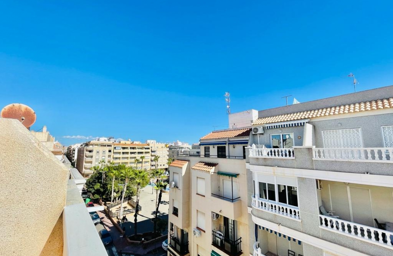 Resale - Apartment / flat - Torrevieja - Playa del Cura