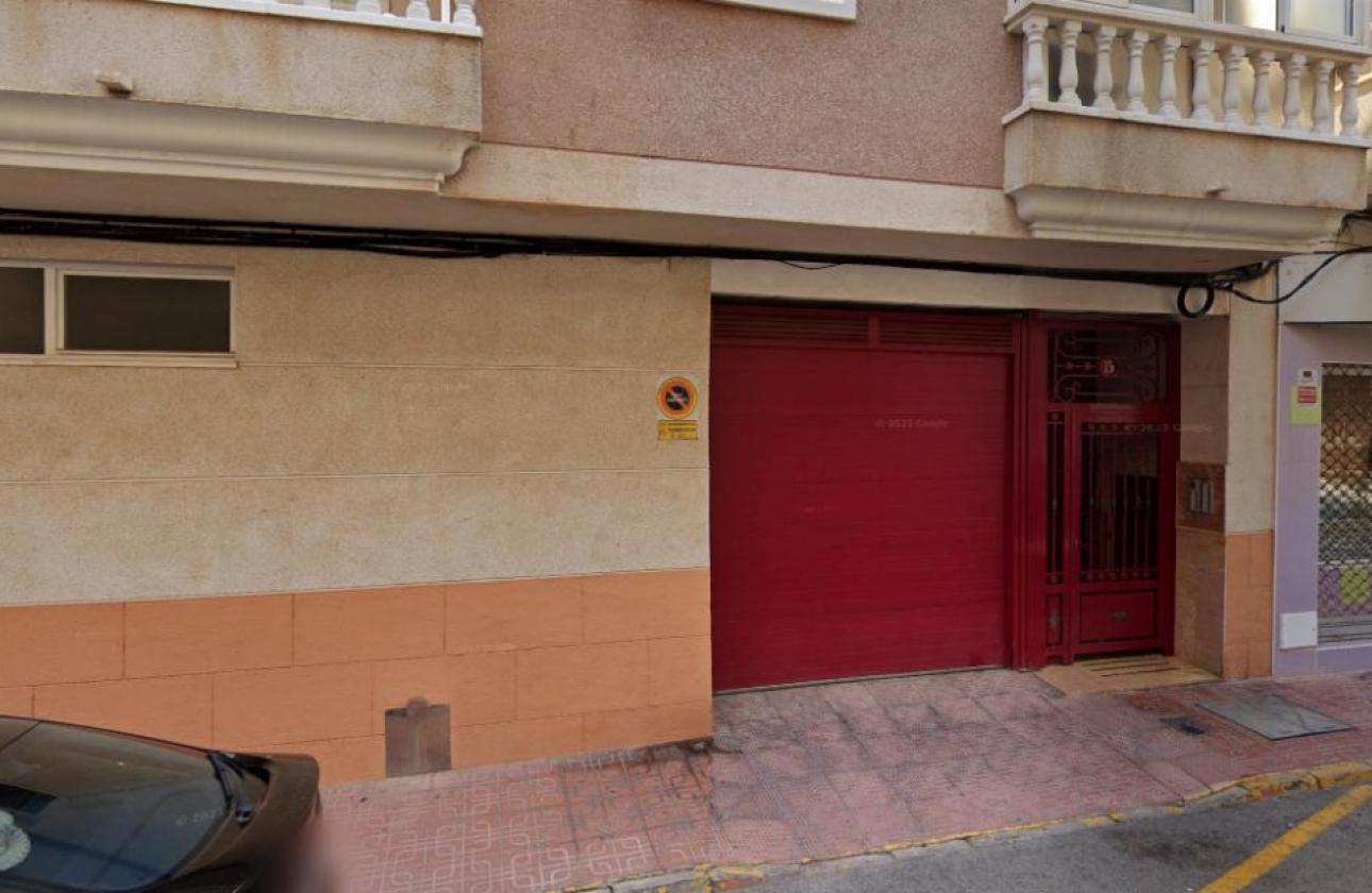 Resale - Apartment / flat - Torrevieja - Playa del Cura