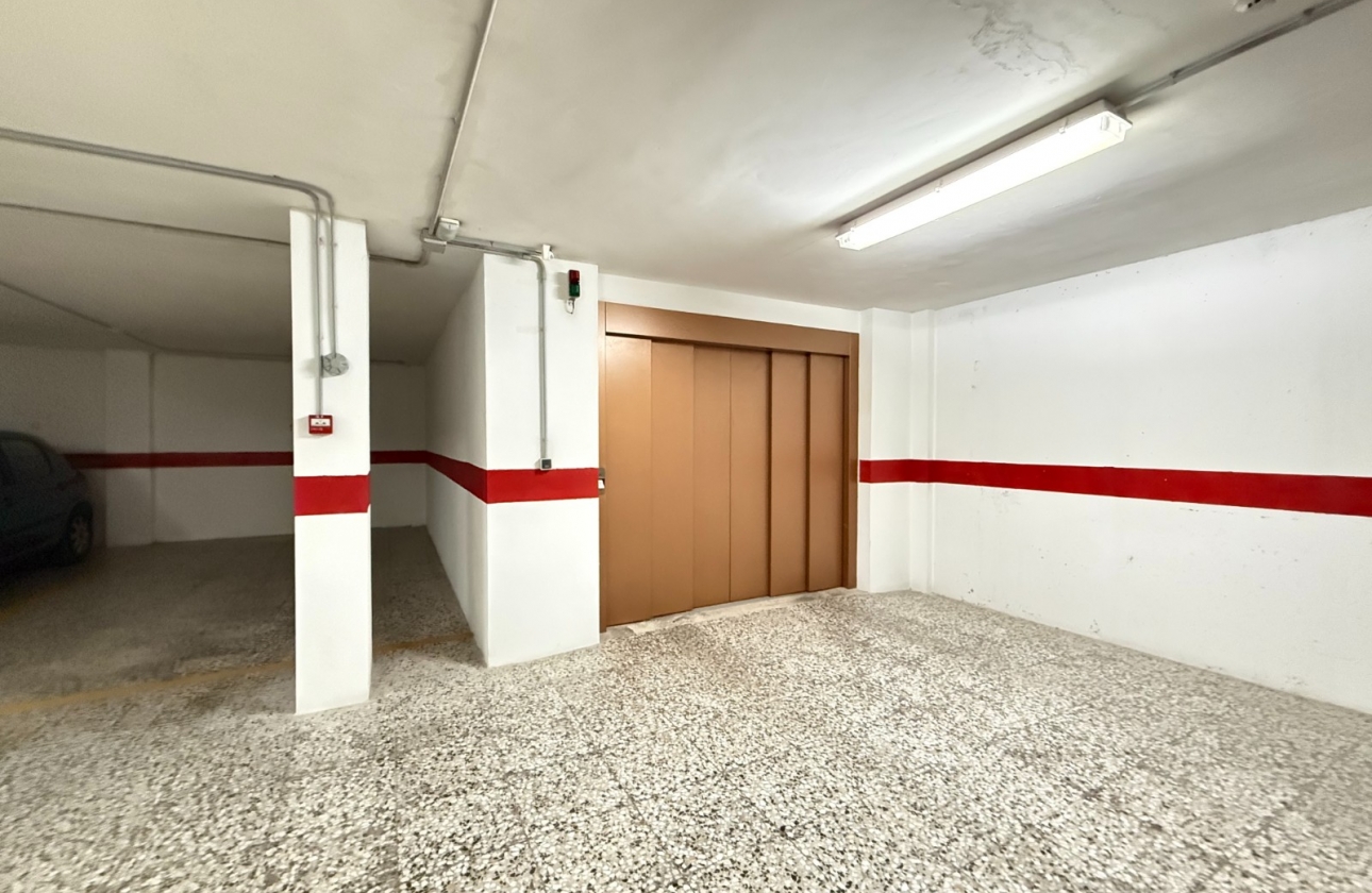 Resale - Apartment / flat - Torrevieja - Playa del Cura