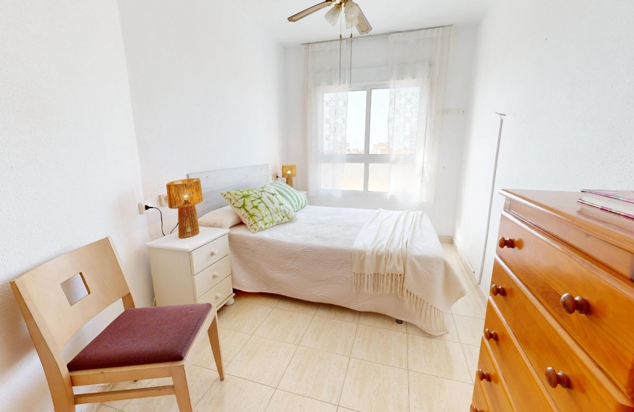 Resale - Apartment / flat - Torrevieja - Playa del Cura