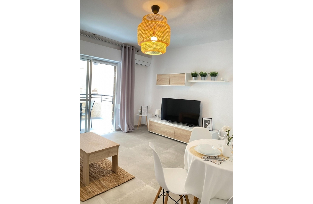 Resale - Apartment / flat - Torrevieja - PLAYA LOS LOCOS