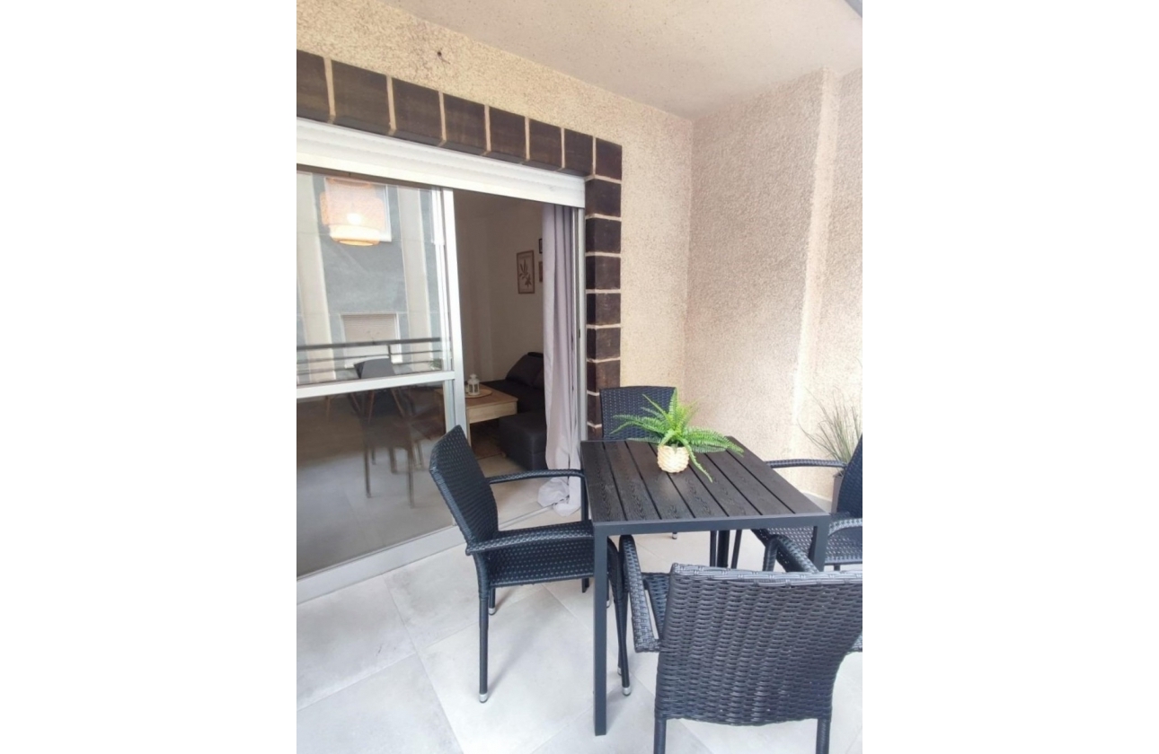 Resale - Apartment / flat - Torrevieja - PLAYA LOS LOCOS