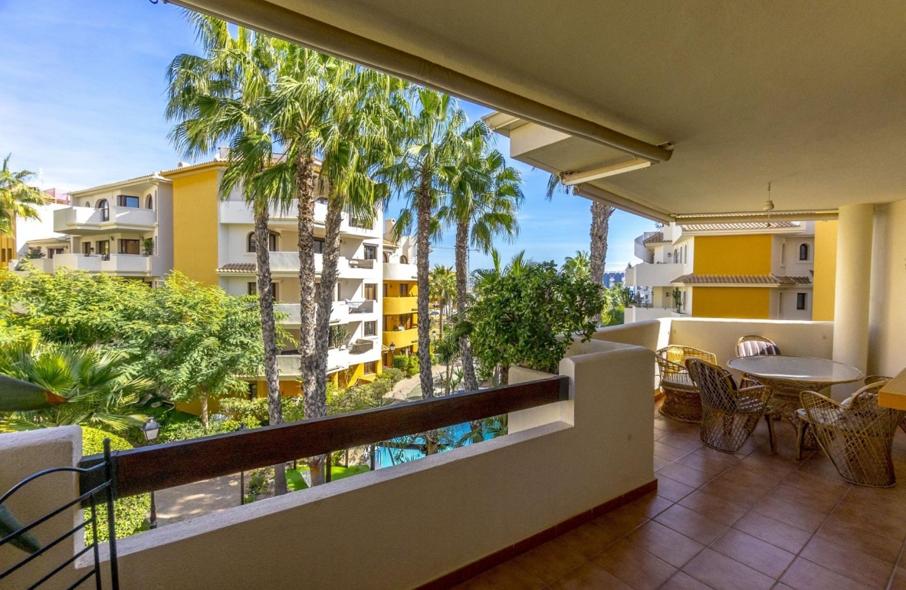 Resale - Apartment / flat - Torrevieja - Punta prima